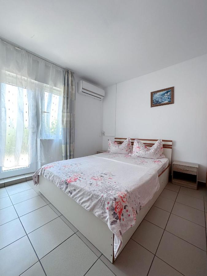 Vila A&S Hotell Costinesti Exteriör bild